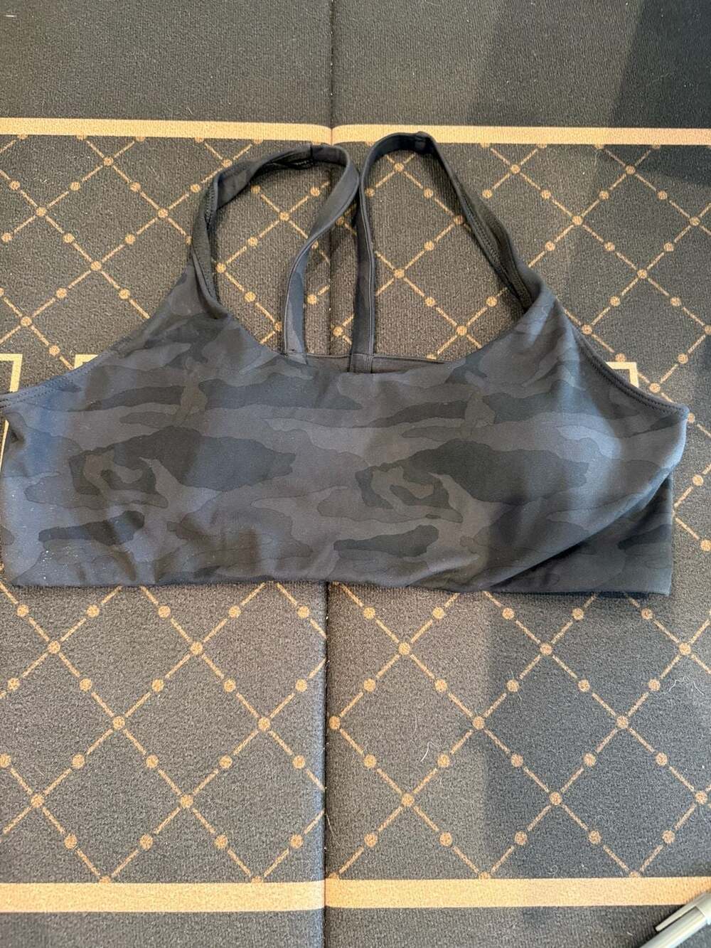 Vuori Daily Bra in Black Camo Print Strappy Back Sports Bra